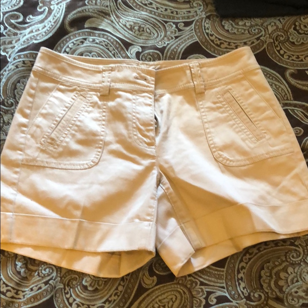Cute khaki shorts